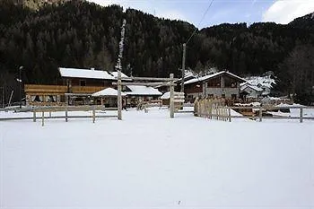 פונטה די לניו La Tana Dell'Orso Hotel & Spa 3*, פונטה די לניו איטליה