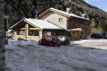 *** Hotel La Tana dell'orso Hotel&SPA Ponte Di Legno Italia