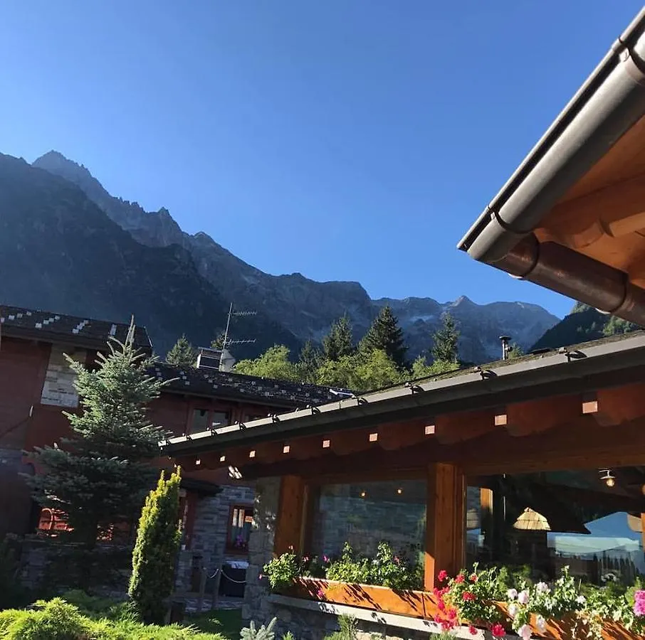 Hotel La Tana dell'orso Hotel&SPA Ponte Di Legno