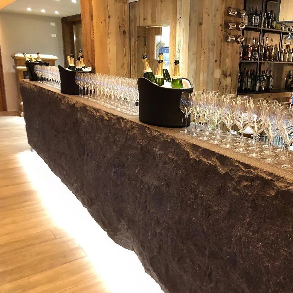 La Tana dell'orso Hotel&SPA Ponte Di Legno 3*,  Italia